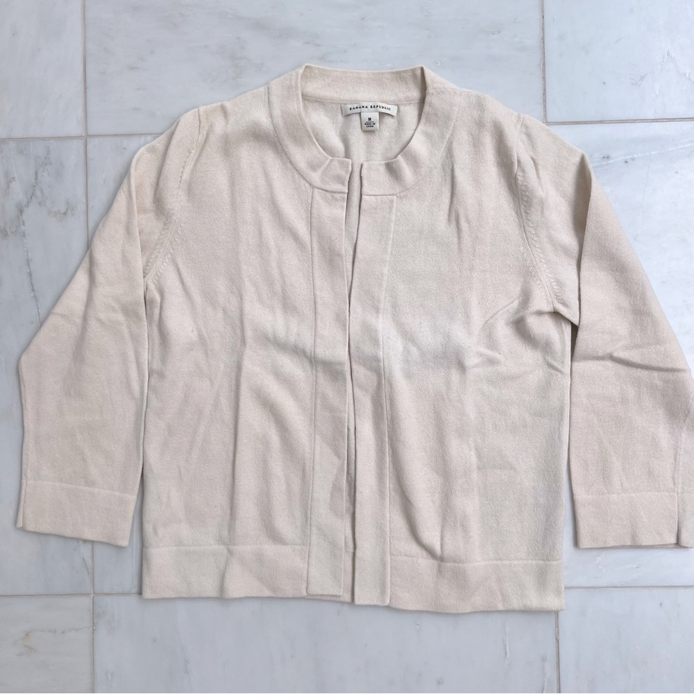 Banana Republic cream sweater